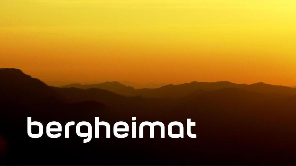Bed And Breakfast - Die Aelplersuit Fuer Backpackers Im Berghuesli Linthal Εξωτερικό φωτογραφία